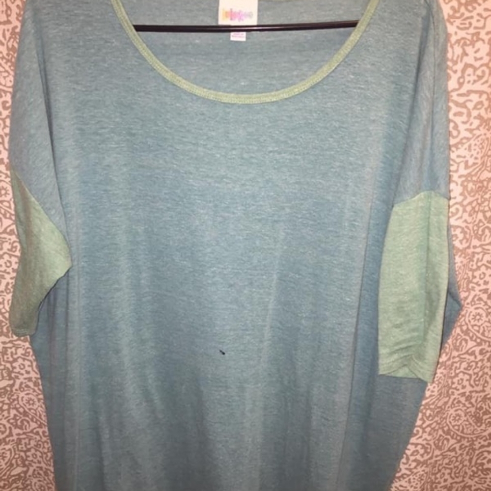 LuLaRoe Seafoam Green Top